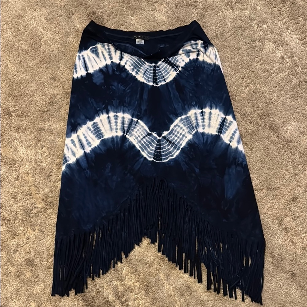 🍍T party fringe skirt🍍Sz L🍍waist 17”🍍length 33”🍍rise fringe 20”🍍